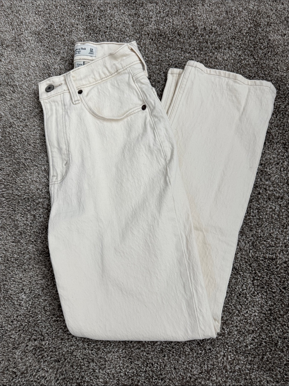 Abercrombie Off-White Curve Love 90s Straight Ultra High Rise Jeans
